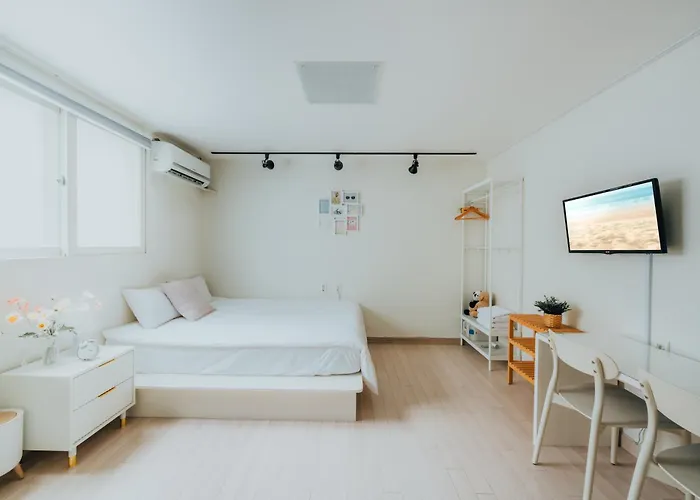 Dk House *