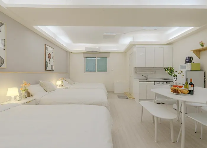 Dk House *