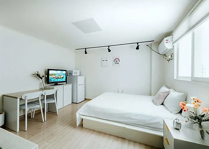 Dk House